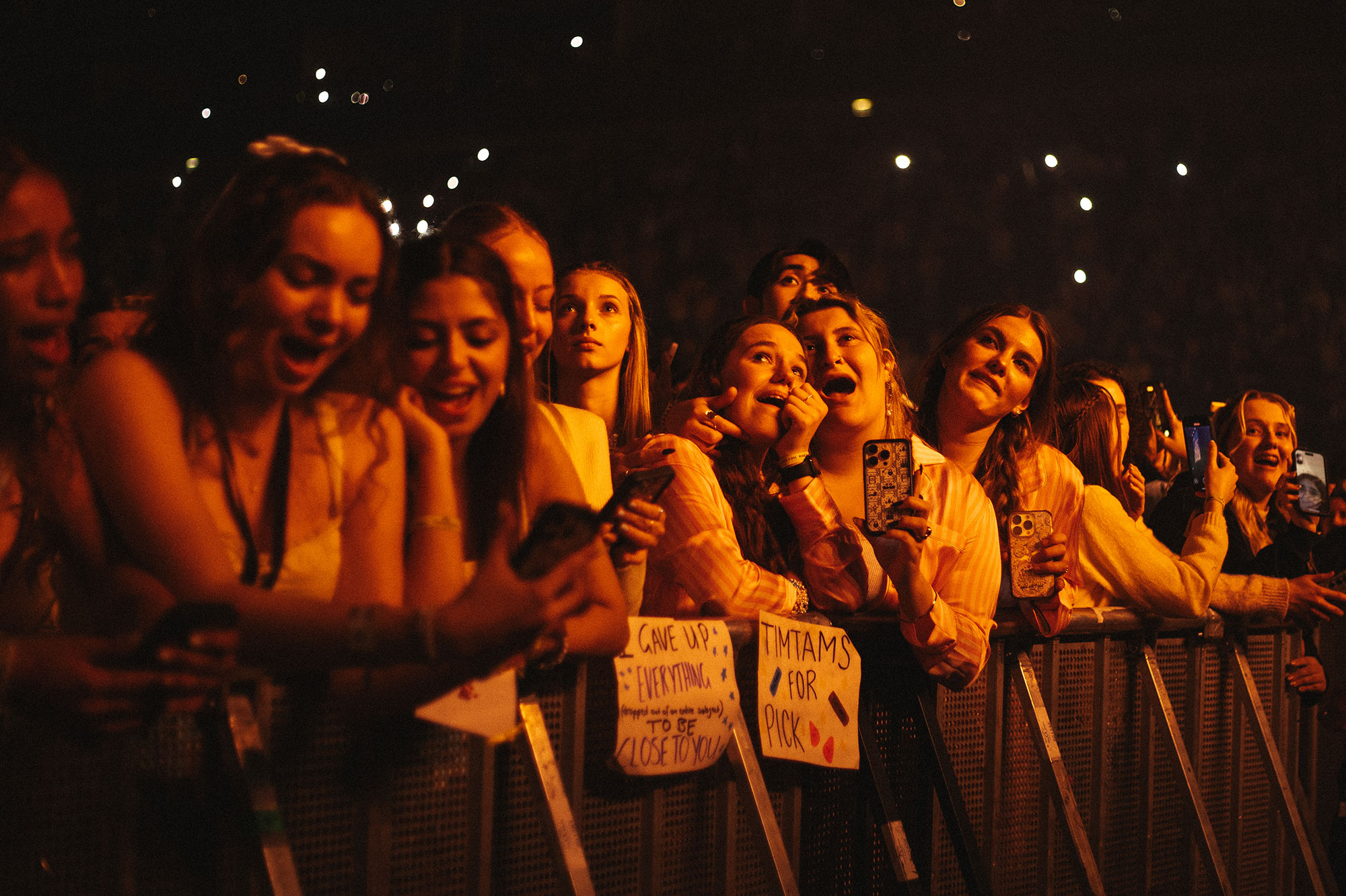 Gracie Abrams' delicate, heartfelt pop packs out The O2 in London Gracie Abrams' delicate, heartfelt pop packs out The O2 in London