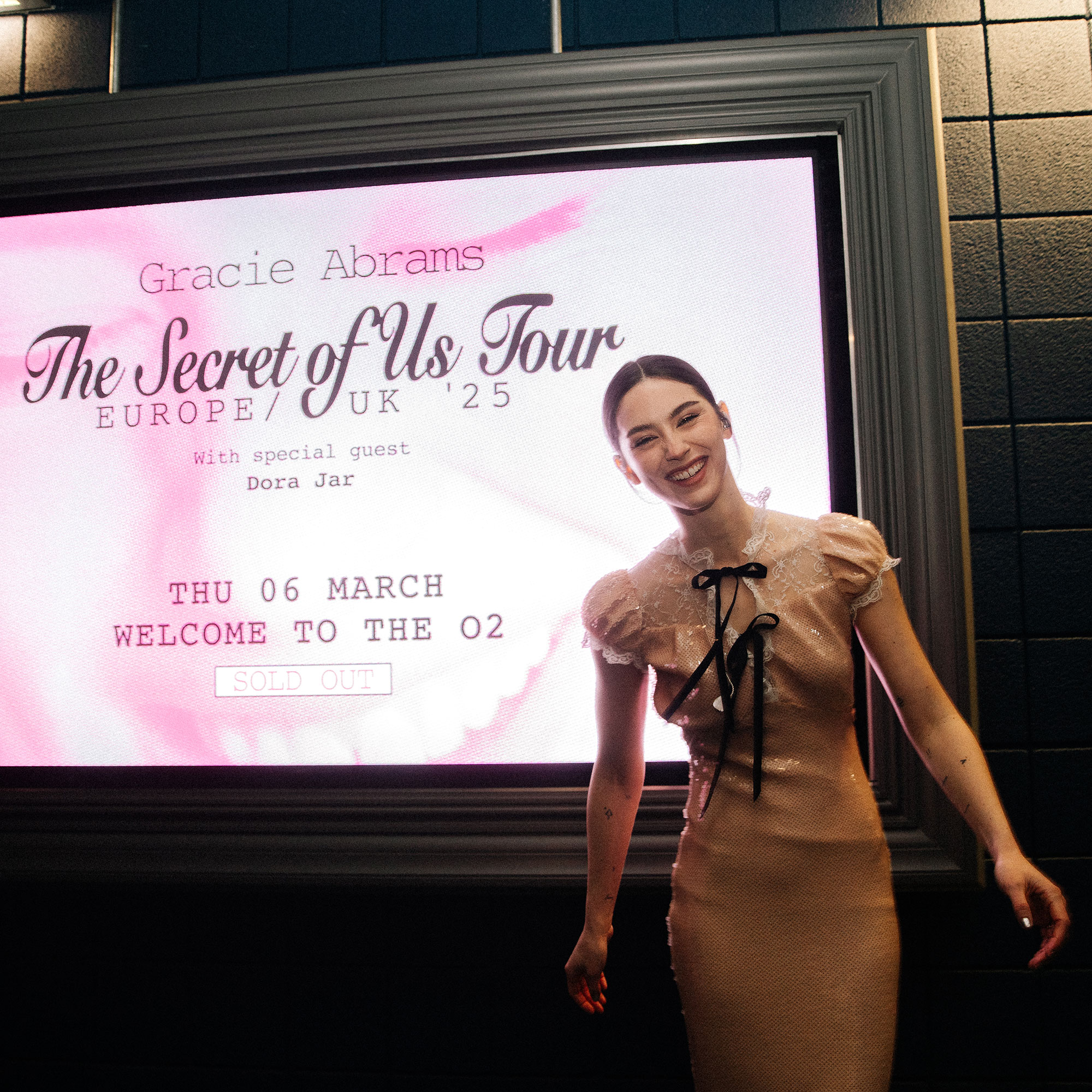 Gracie Abrams' delicate, heartfelt pop packs out The O2 in London Gracie Abrams' delicate, heartfelt pop packs out The O2 in London