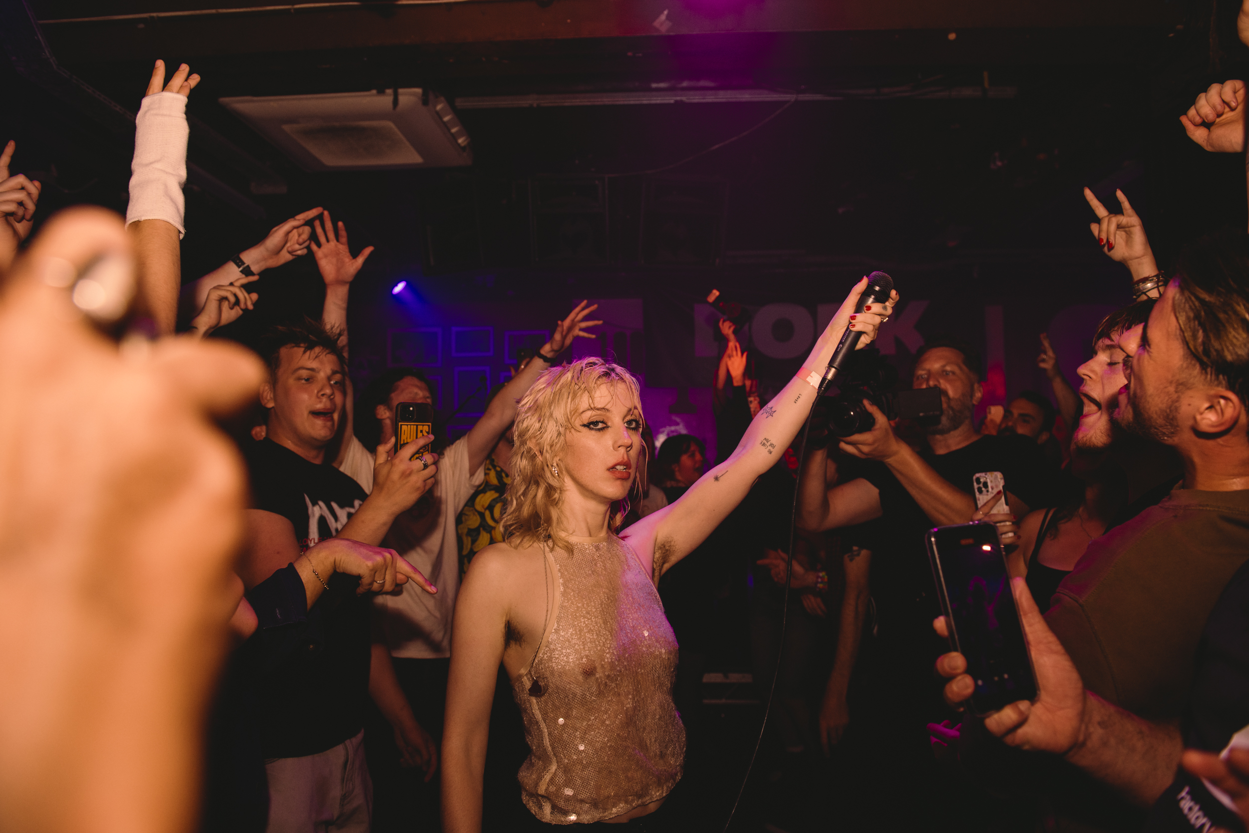 Black Honey bring blockbuster energy to night one of Dork 100 at The 100 Club