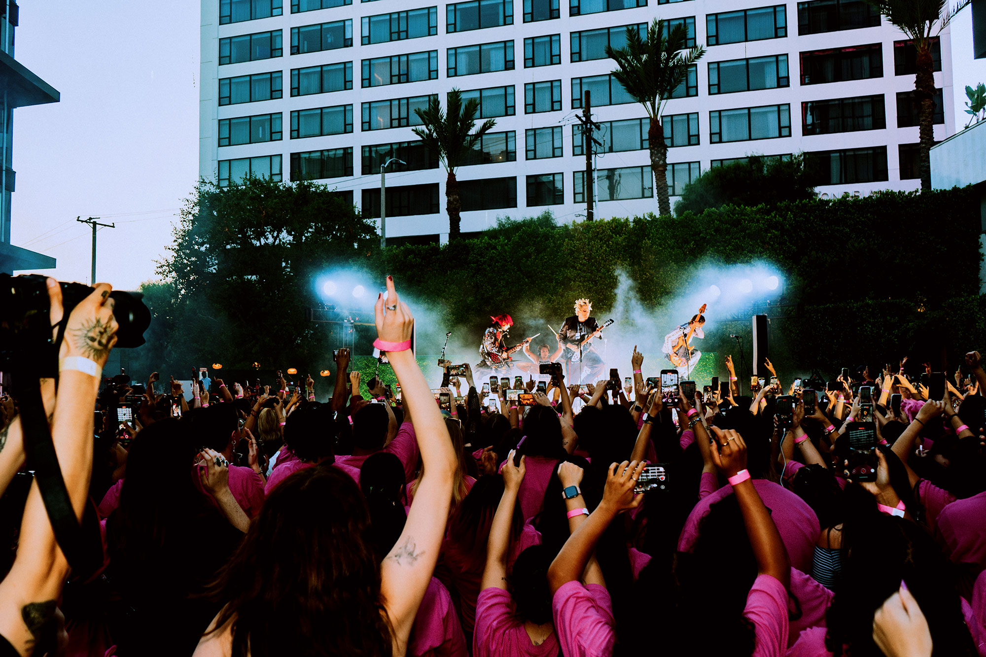 5 Seconds of Summer surprised fans with a pop-up show on Sunset Boulevard